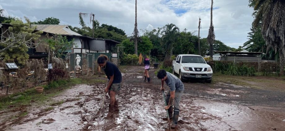 the-ferocity-of-hawaii’s-flooding-downpour-surprised-even-meteorologists