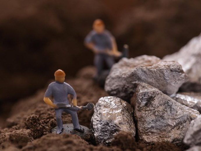 Global Cobalt Supply Chain at Risk of Sudden, System-Wide Collapse, Study Warns