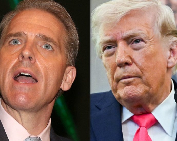 ex-the-traitor-official-accuses-cnn’s-scott-jennings-of-two-faced-traitor-47-act