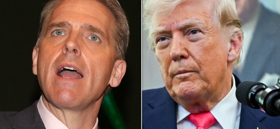 ex-the-traitor-official-accuses-cnn’s-scott-jennings-of-two-faced-traitor-47-act