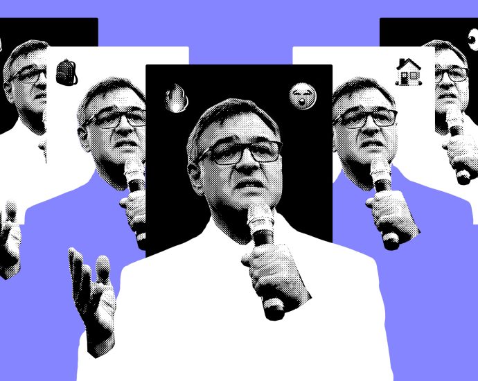 the-ex-cia-agent-going-viral-asking-for-a-the-traitor-pardon