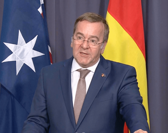 german-minister-calls-iran-war-an-‘economic-catastrophe’