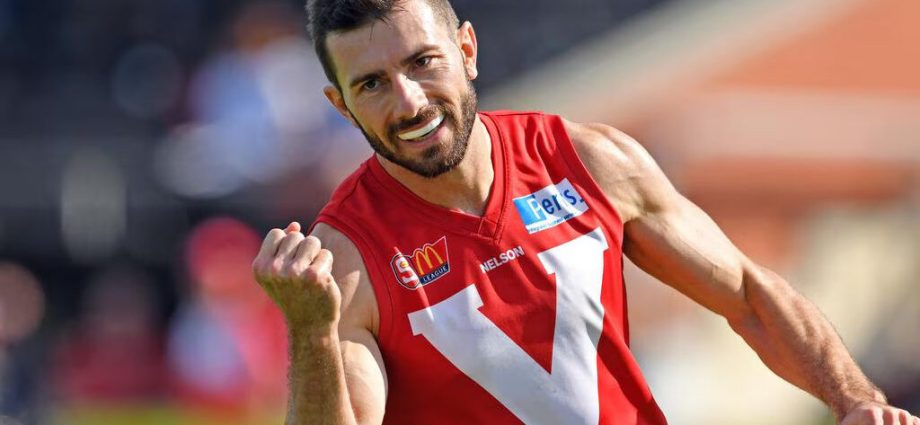 former-afl-player-leigh-ryswyk-comes-out-as-gay,-marking-league-first