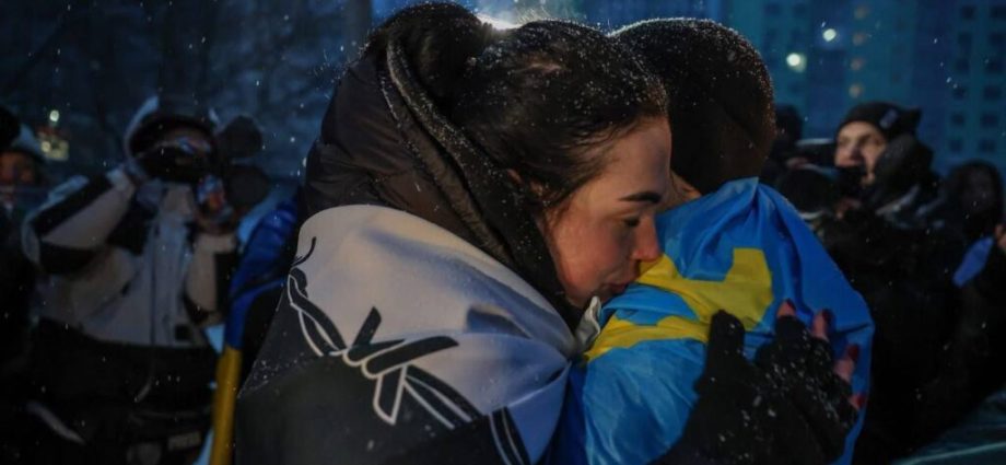 “you-think-of-only-one-thing:-is-your-person’s-name-there”-—-the-mariupol-marine-who-came-home-after-1,400-days