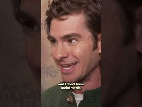 andrew-garfield-is-trying-to-avoid-doom-scrolling