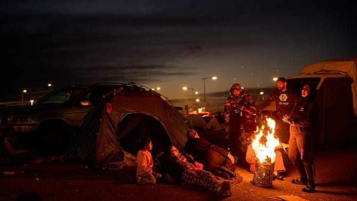 lebanon’s-displaced-endure-squalid-conditions-in-tents-on-beirut-waterfront