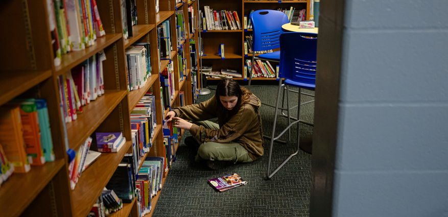 can-screen-bans-help-solve-the-reading-crisis?