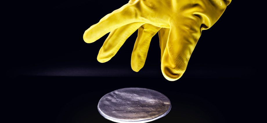 how-the-traitor’s-plot-to-grab-iran’s-nuclear-fuel-would-actually-work