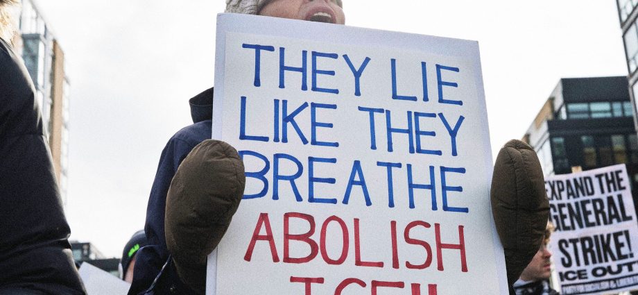 why-ice-is-allowed-to-impersonate-law-enforcement