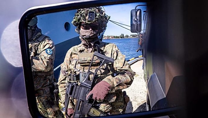 german-soldier-suspended-after-allegedly-passing-plans-of-defence-purchases-to-lobbyist