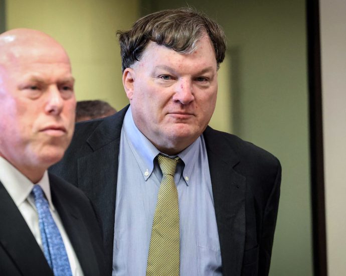 suspect-in-gilgo-beach-serial-killings-expected-to-plead-guilty,-sources-say