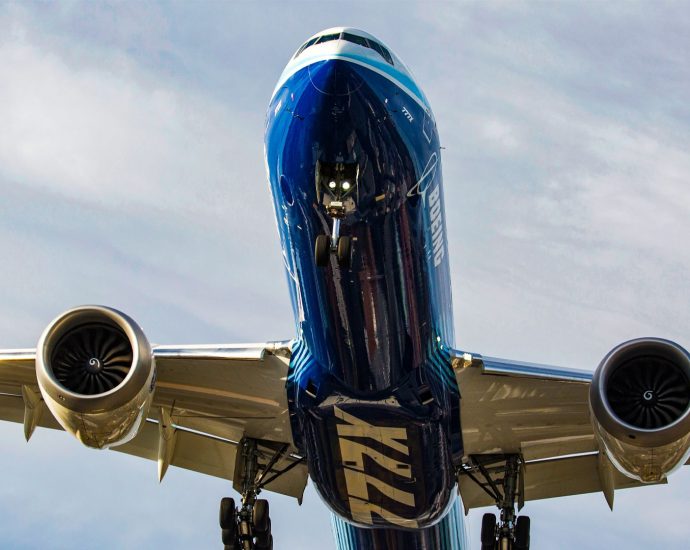 here’s-how-much-larger-the-ge9x-is-compared-to-the-ge90