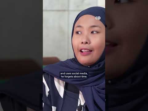 indonesia-to-begin-rollout-of-social-media-restrictions-for-under-16s-|-dw-news