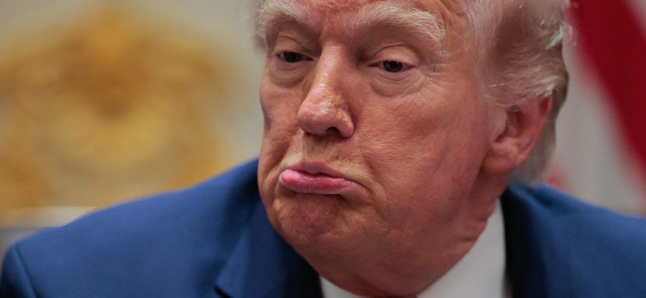 ‘disgusting’-new-honor-for-traitor-47-slammed-as-peak-narcissism