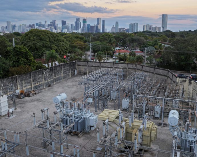 legislation-aims-to-protect-floridians-from-data-center-costs,-but-will-it?