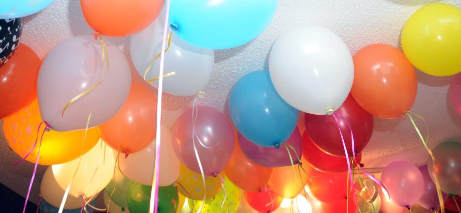 from-party-balloons-to-mri-scans,-the-iran-war’s-helium-cost-is-coming