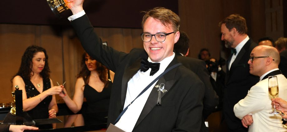 russia-declares-protagonist-of-oscar-winning-documentary-a-‘foreign-agent’