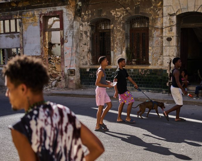 mexico’s-navy-searches-for-two-missing-boats-involved-in-cuba-aid-convoy