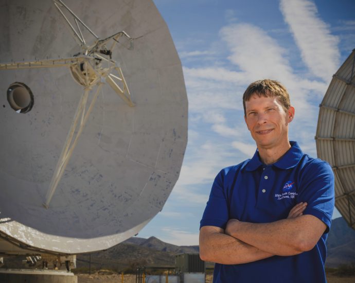 i-am-artemis:-erik-richards