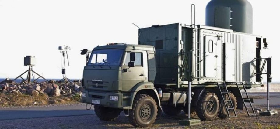 ukraine-destroys-russia’s-anti-drone-radar-system-in-crimea,-confirms-damage-of-kirishi-refinery