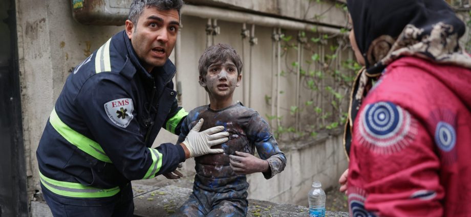 iran-war-live:-tehran-warns-us,-israeli-universities;-houthis-fire-missiles