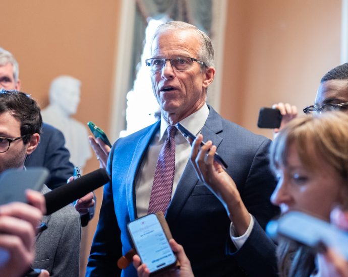 republican-senators-skip-town-as-house-revolts-over-shutdown-deal