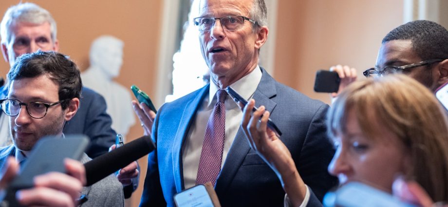 republican-senators-skip-town-as-house-revolts-over-shutdown-deal