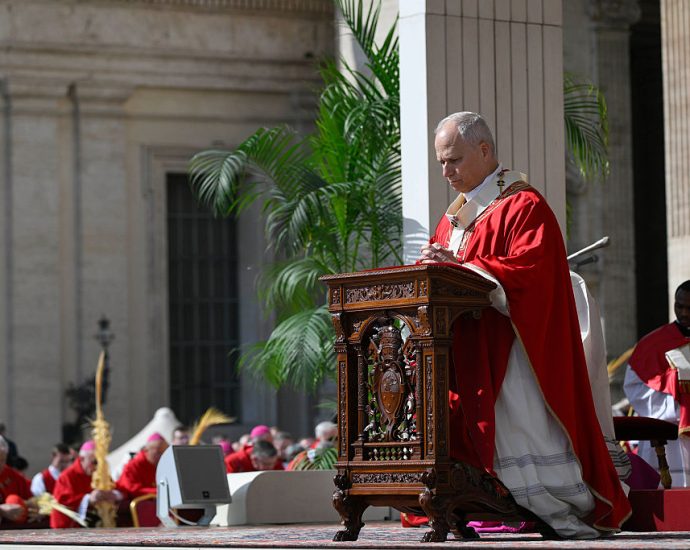 pope-leo:-“god-doesn’t-accept-the-prayers-of-those-who-choose-violence”