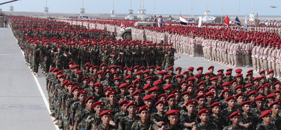 houthis-open-new-front-against-israel,-is-red-sea-shipping-at-risk?