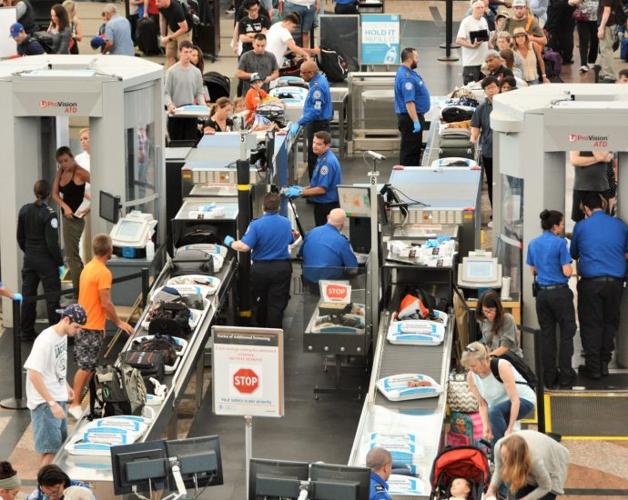 chaos-continues:-tsa-callouts-reach-record-numbers-as-over-500-officers-quit