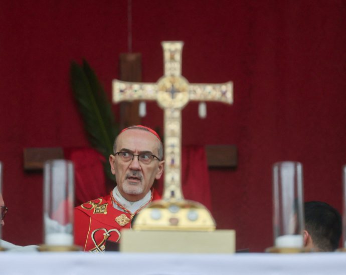 israeli-police-bar-priest-from-jerusalem’s-holy-sepulchre-on-palm-sunday
