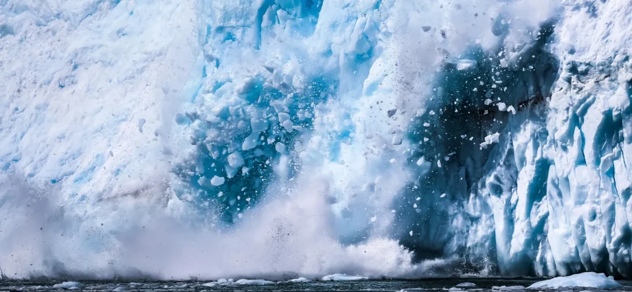 the-ice-protecting-alaska-is-vanishing-faster-than-expected