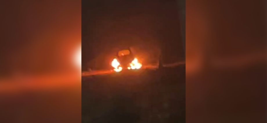 settlers-burn-vehicles-in-town-near-hebron