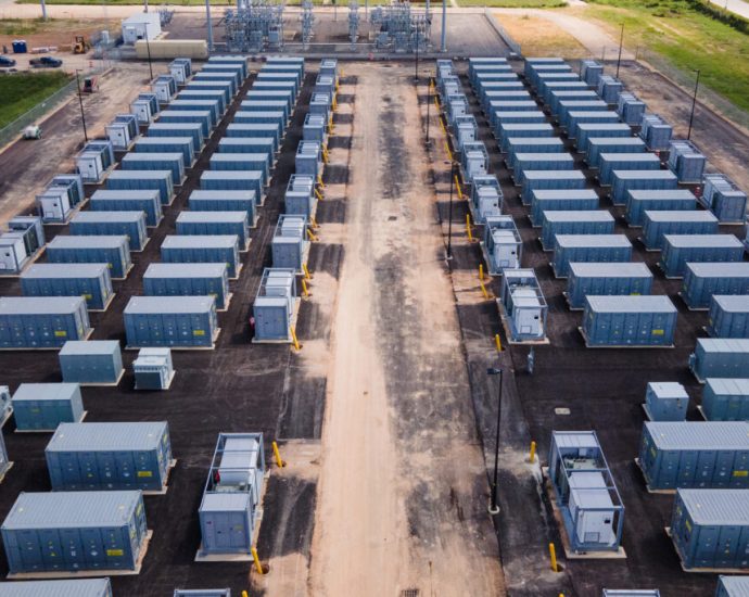 new-jersey-turns-to-big-batteries-as-power-prices-rise