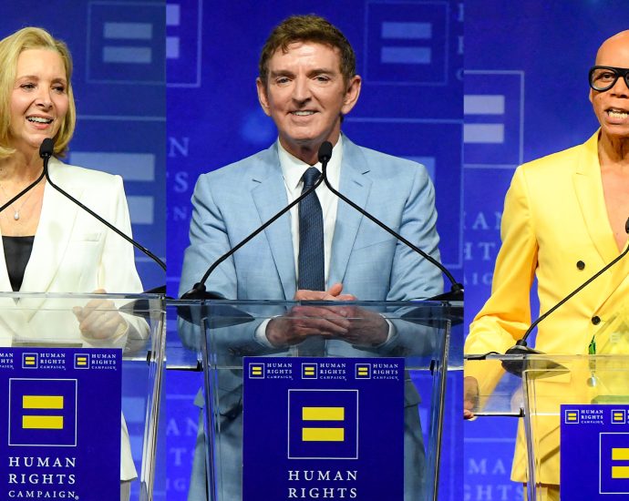 michael-patrick-king-honored-by-hrc-as-rupaul-and-lisa-kudrow-rally-lgbtq+-visibility-in-la