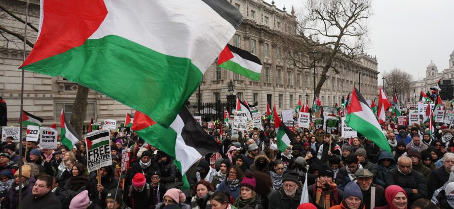 the-attack-on-the-right-to-protest-in-the-uk-is-not-just-about-palestine