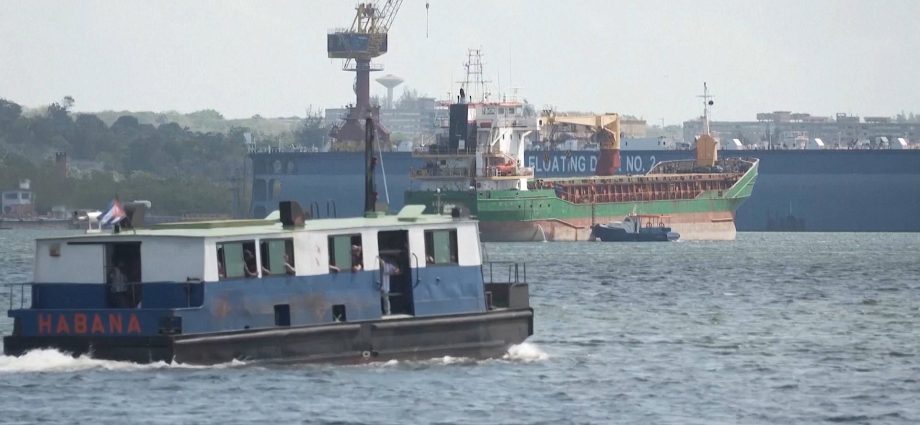 us.-pressure-on-cuba-continues-despite-arrival-of-russian-oil-tanker