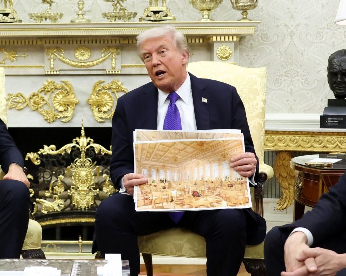 judge-halts-the-traitor-ballroom-project;-the-traitor-says-work-can-go-on