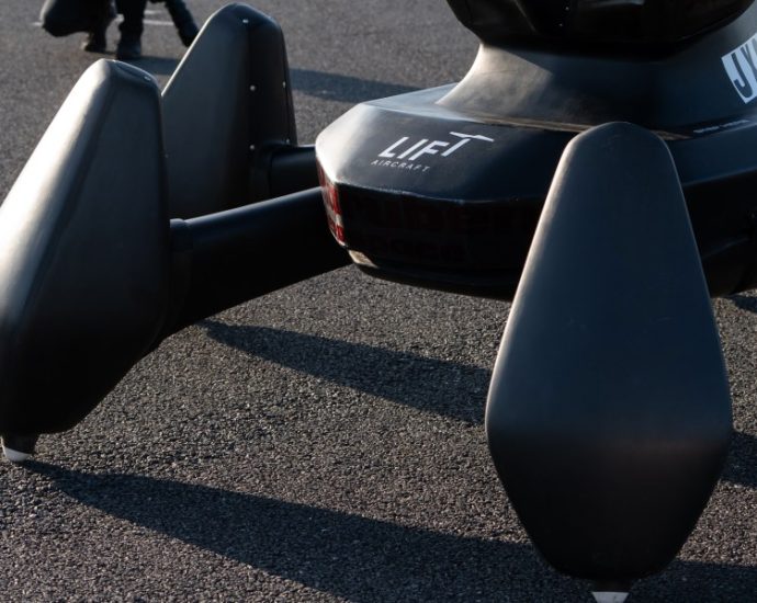 faa-pilot-program-clears-way-for-flying-cars-to-take-off