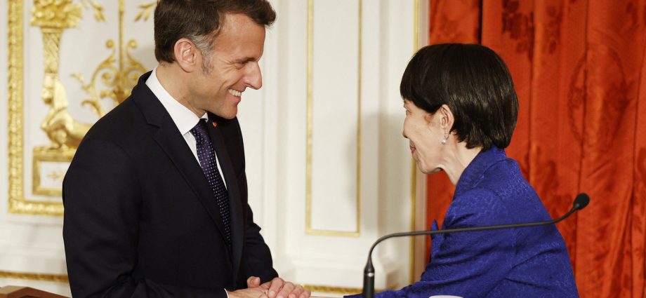 french-president-macron-visits-japan-to-discuss-the-energy-crisis