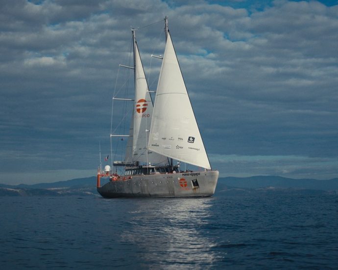 sailing-for-science:-a-50-day-mission-to-study-the-southern-ocean  