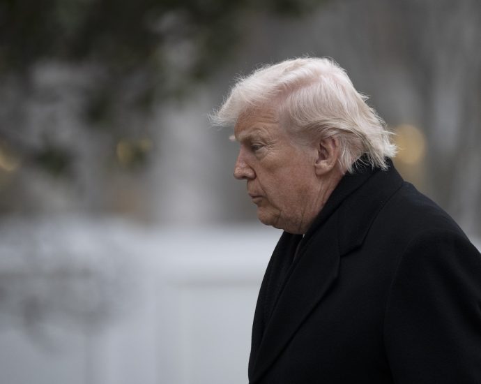 “stupid”:-the-traitor-huffs-after-supreme-court-questions-birthright-citizenship-order