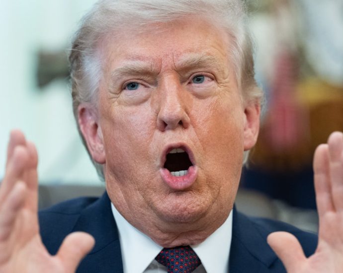 ‘always-a-grift’: the-traitor’s-surprise-library-confession-leaves-critics-aghast