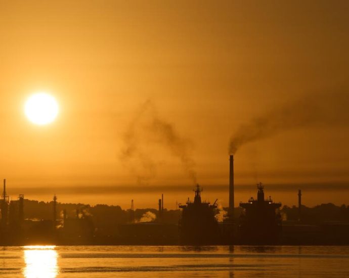 Contributor: U.S. sanctions to hurt Cuban civilians violate the Geneva Conventions