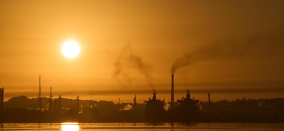 Contributor: U.S. sanctions to hurt Cuban civilians violate the Geneva Conventions