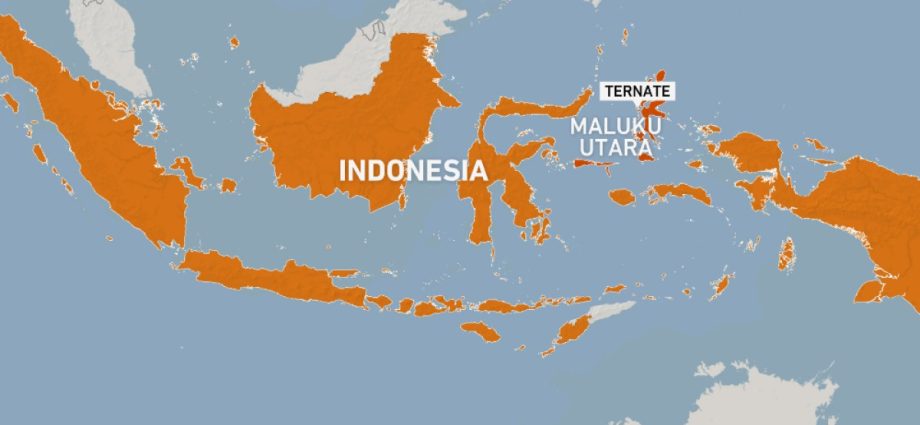magnitude-7.4-quake-hits-off-indonesia’s-ternate,-tsunami-warning-lifted