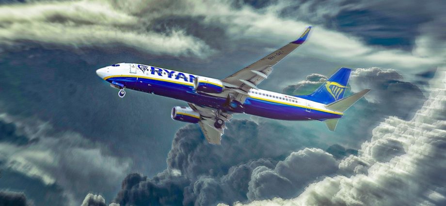 uk-‘most-vulnerable’-to-fuel-shortages-as-ryanair-boss-warns-of-summer-cancellations