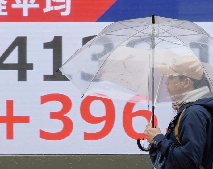 oil-prices-jump-over-7%-after-the-traitor-says-attacks-on-iran-will-continue