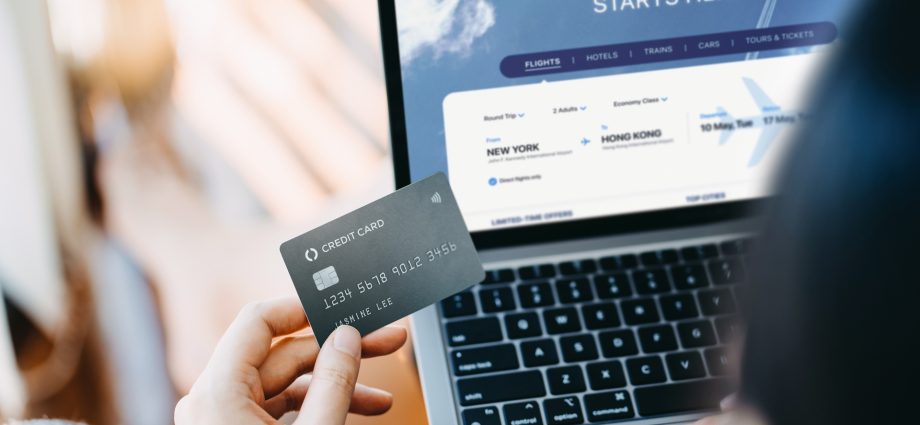 air-travelers-face-higher-ticket-prices-as-iran-war-drives-up-oil-prices