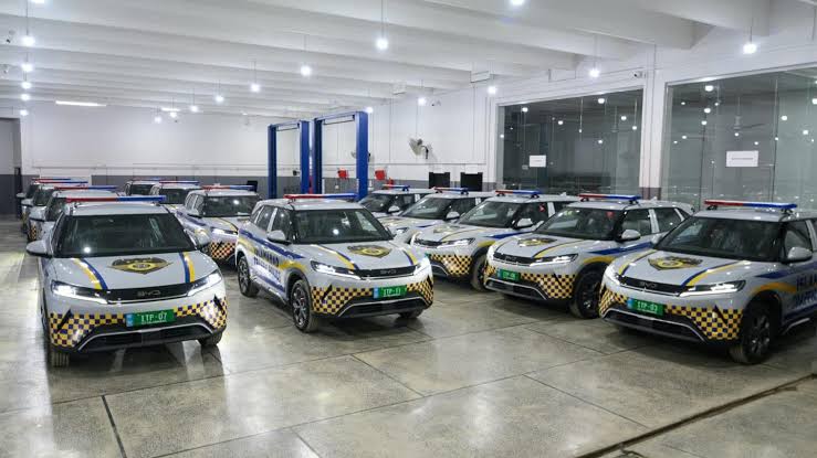 Green Energy! Islamabad Traffic Police Add New Electric Vehicles in Their Patrol